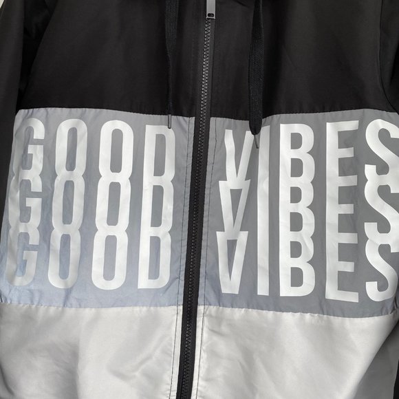 Five By Five GOOD VIBES Hoodie Jacket Small Iridescent Silver Black Windbreaker - Picture 4 of 5